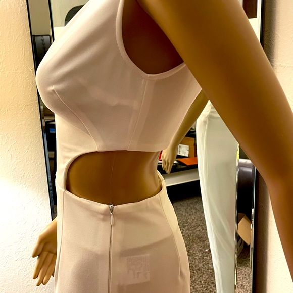 Jumpsuit with cutouts 📐🤍🪞 - Picture 4 of 12